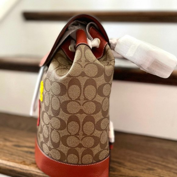 Coach X Peanuts Dempsey Drawstring Backpack In Signature Canvas With Patches - Picture 3 of 8